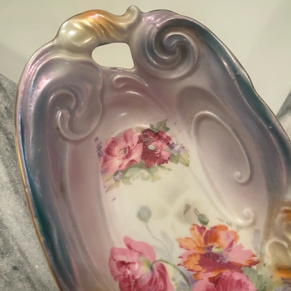 Vintage beautiful 1940s dish 12 long by five wide - Picture 13 of 13